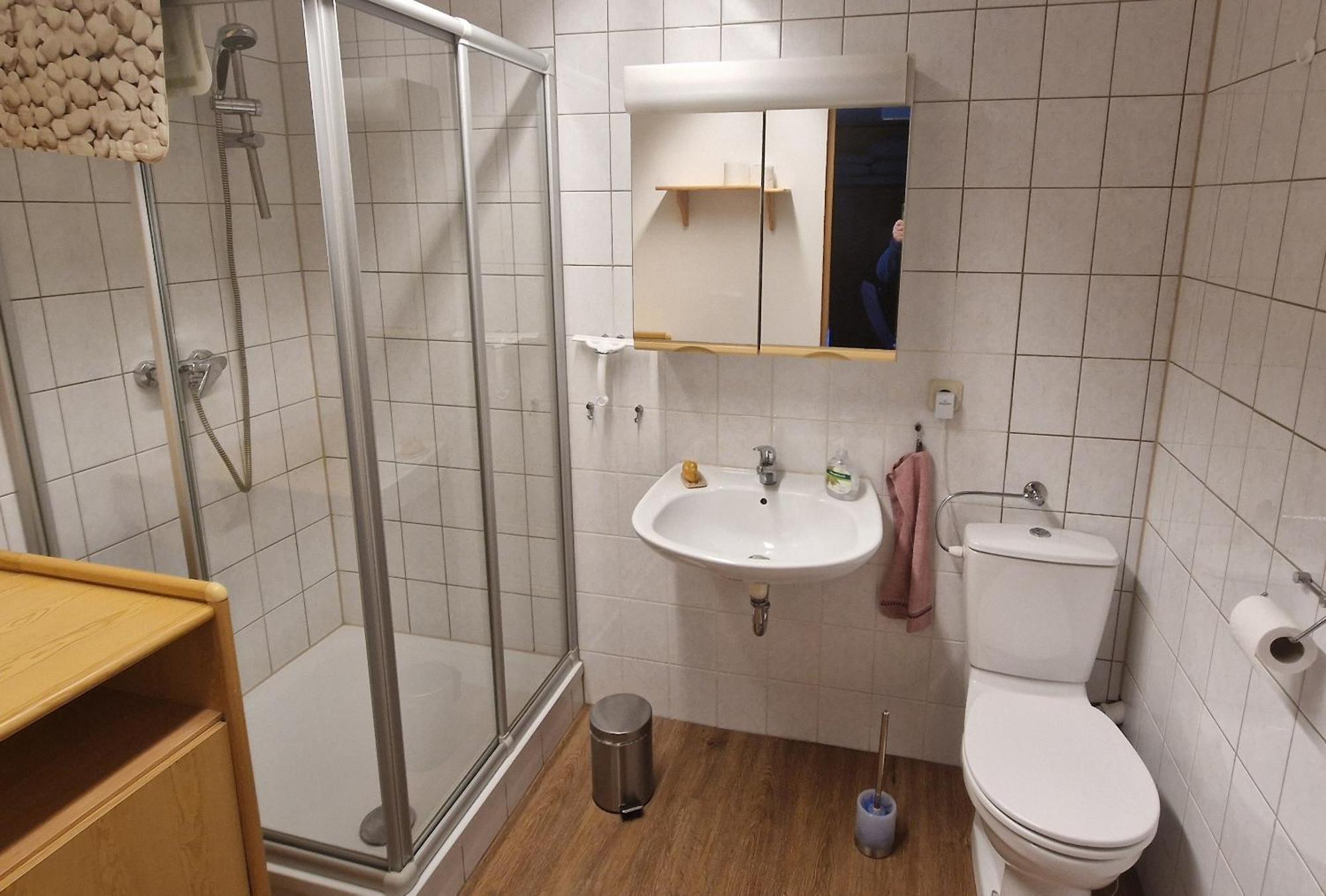 An Den Weingaerten *